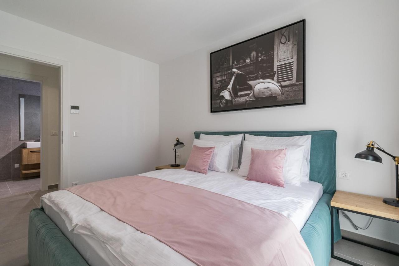 Luxury Apartments Magali 1 Ρόβινι Εξωτερικό φωτογραφία